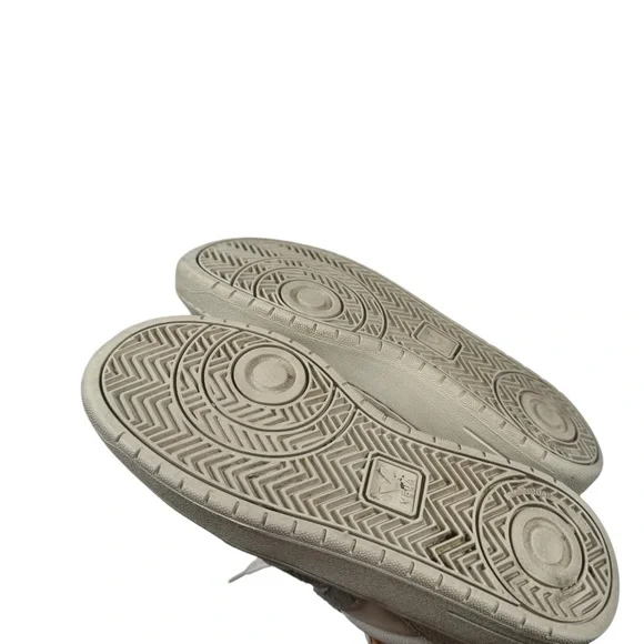 Veja V10 Women's Sz US 7 Sneakers‎ in White & Gray - Picture 11 of 13